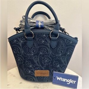 NWT Navy Wrangler Blue Bucket Bag with Shoulder Strap